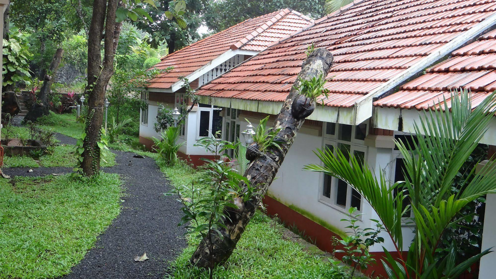 VascoDaGama Beach Resort Kappad Exterior foto